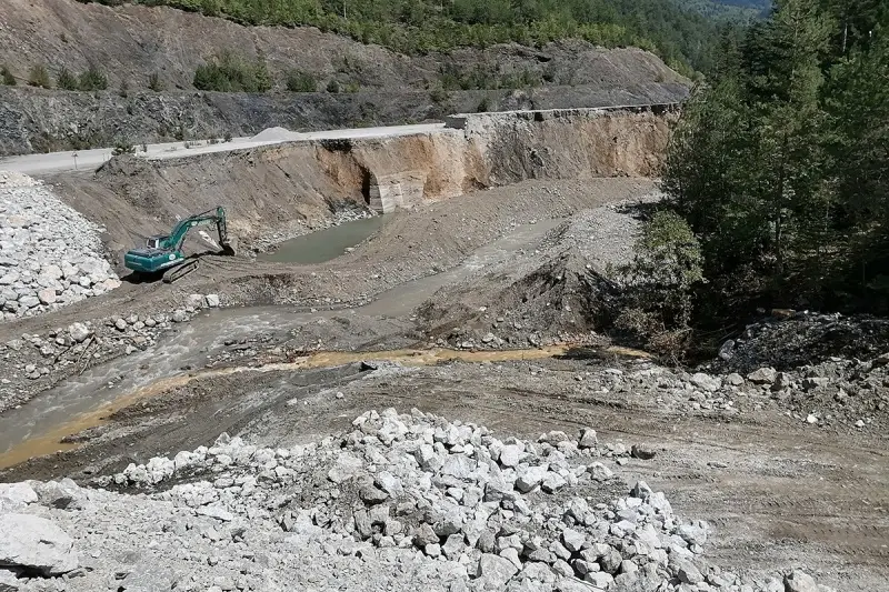 122 yıllık tarihi köprü selde büyük zarar gördü