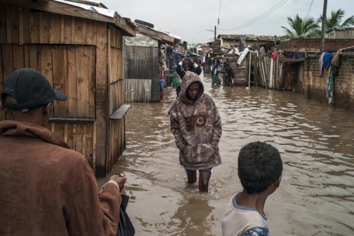 Afrika’yı vuran Ana tropik fırtınasında en az 75 kişi öldü