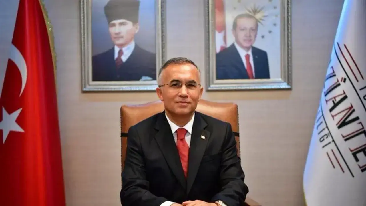 Gaziantep Valisi Kemal Çeber’den 29 Ekim Cumhuriyet Bayramı Mesajı