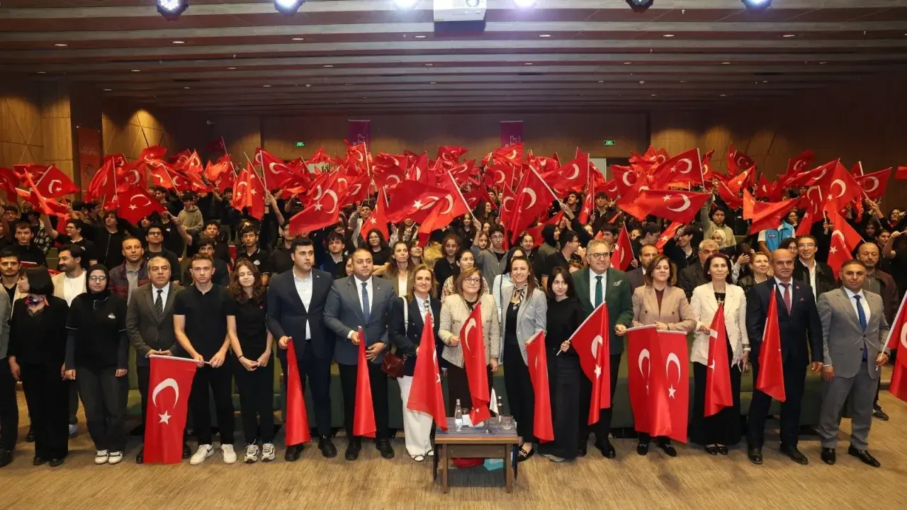 Fatma Şahin’den Gençlere Gezi Sözü: Bir Dakikalık Süreyi Aştı