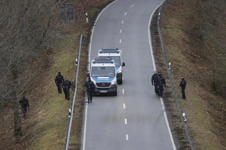 Almanya’da iki polisi öldüren zanlılar tutuklandı