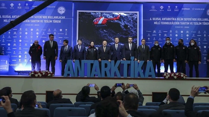 Antarktika bilim seferinde kullanılacak milli teknolojiler, sefer ekibine teslim edildi