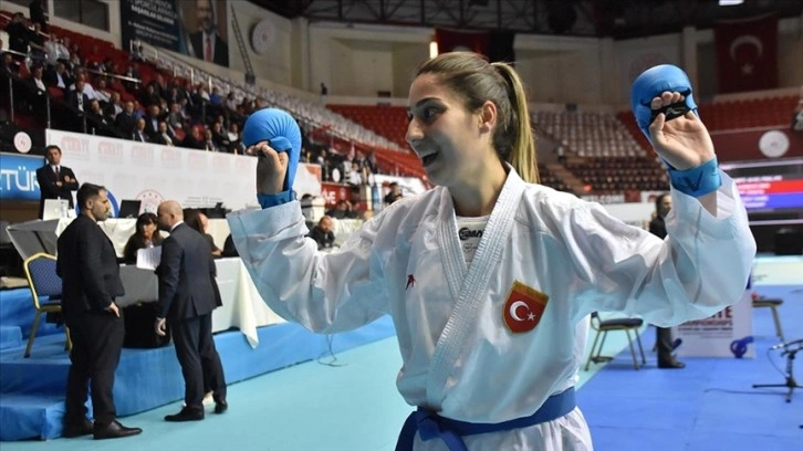 Avrupa Karate Şampiyonası'nda Eda Eltemur ve Erman Eltemur altın madalya kazandı