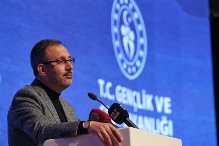 Bakan Kasapoğlu: 'Gençlerini ihmal edenler yarınlarını kaybederler'