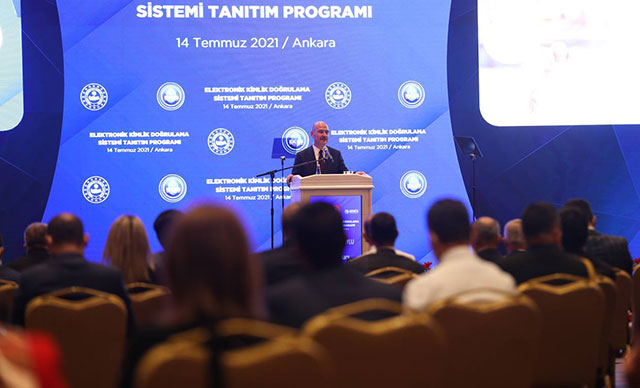 Bakan Soylu Elektronik Kimlik Doğrulama Sistemi'ni tanıttı