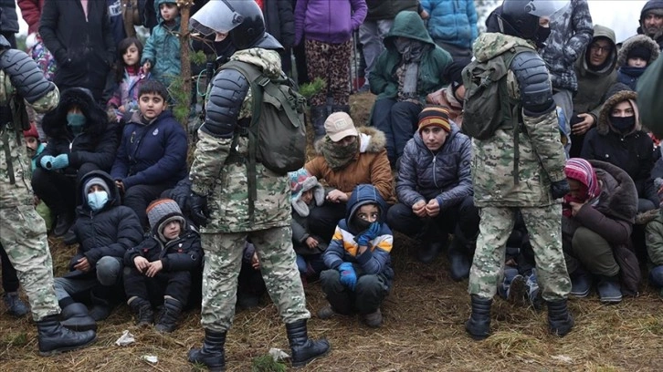 Blinken, Polonya-Belarus sınırındaki krizden Belarus ile Rusya'yı sorumlu tuttu