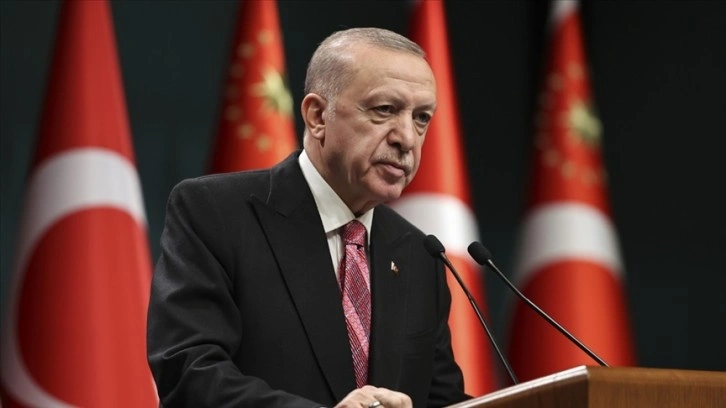 Cumhurbaşkanı Erdoğan, İran Cumhurbaşkanı Reisi ile telefonda görüştü