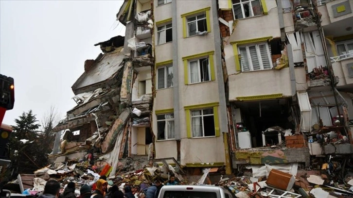 Deprem nedeniyle Gaziantep'in "acil çağrıları" Konya'ya yönlendirildi