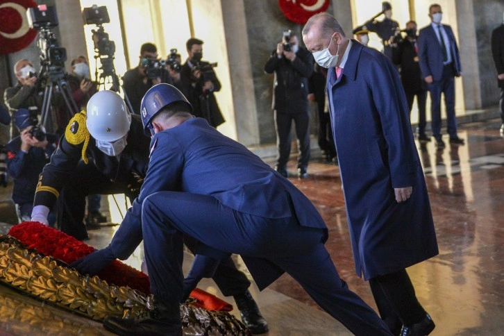 Devletin zirvesi Anıtkabir’de