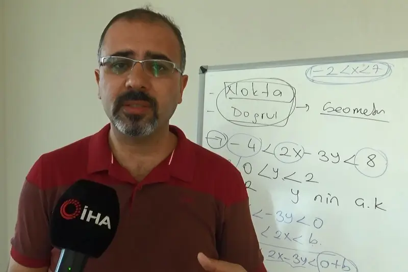 Diyarbakırlı matematik öğretmeni, geometride nokta ve doğrunun olmadığını iddia etti