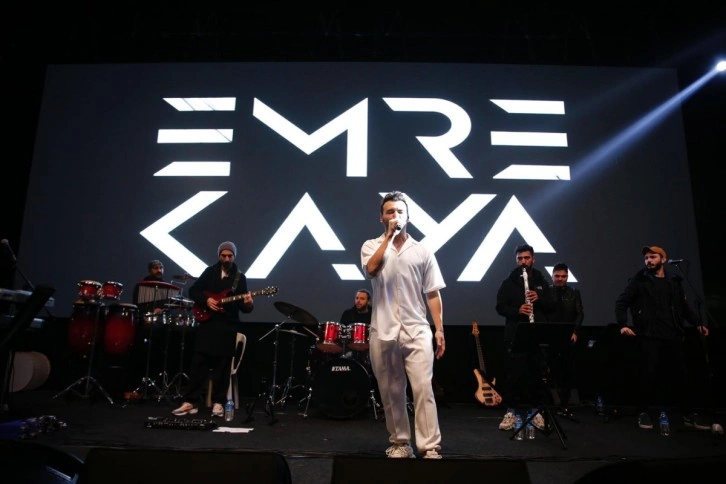 Emre Kaya konserden konsere koşuyor