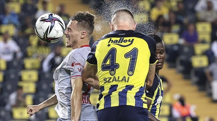 Fenerbahçe yarın Antalyaspor'a konuk olacak