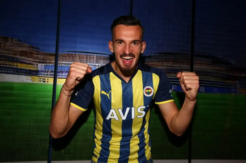 Fenerbahçe'nin yeni forveti Mergim Berisha