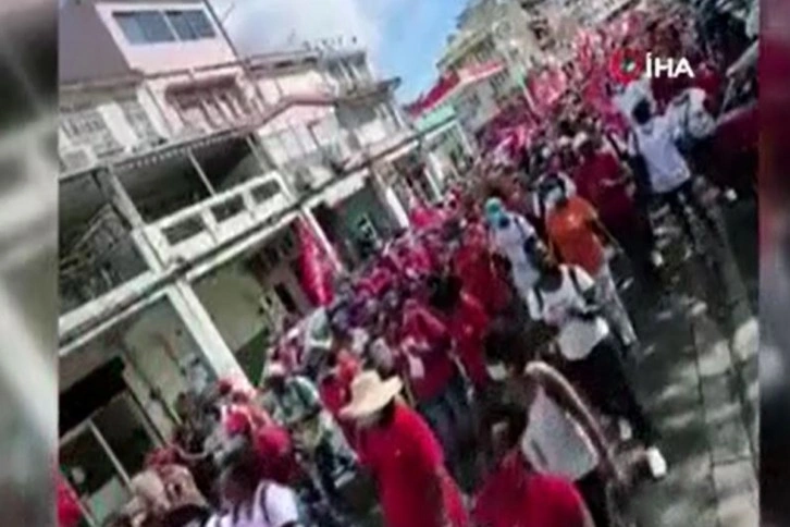 Fransa’nın denizaşırı topraklarında protestolar yayılıyor