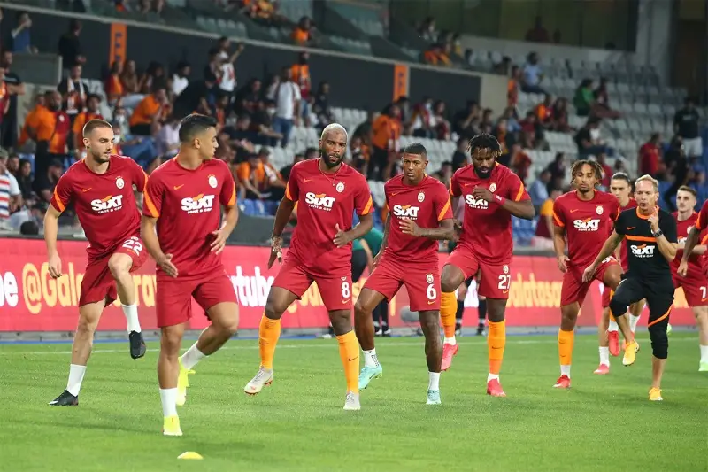 Galatasaray, Danimarka'da avantaj peşinde