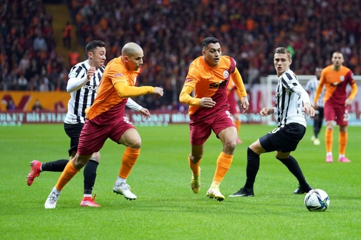 Galatasaray evinde Altay'a takıldı!