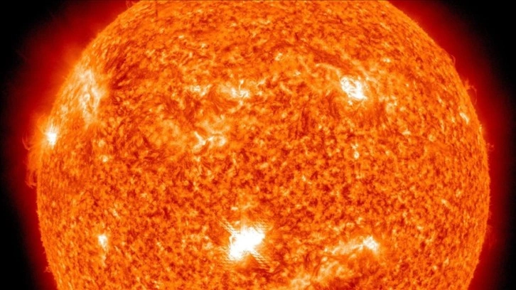 Güneş'teki jeomanyetik fırtına Dünya'yı etkileyebilir