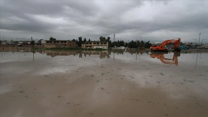 Irak'ta sel 8 kişinin ölümüne yol açtı