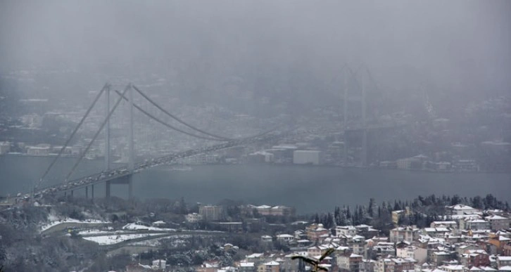 İstanbul Boğazı saat 18.30’da gemi trafiğine açılacak