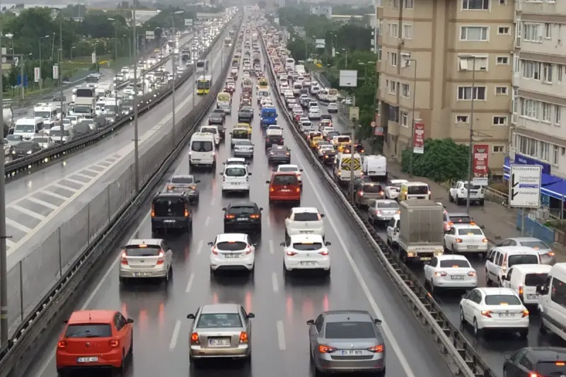 İstanbul’da bazı yollar trafiğe kapatılacak