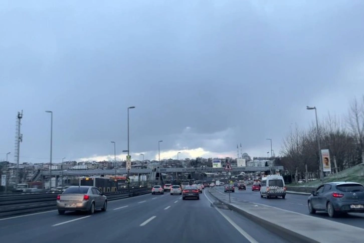 Kar yağışı İstanbul’da trafiği olumsuz etkilemedi