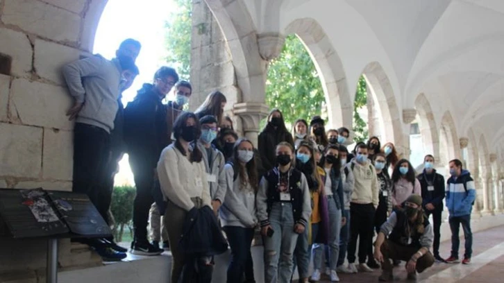  Kolej Vakfı Özel Fen Lisesi Öğretmen Ve Öğrencileri Portekiz’de 