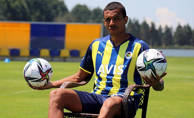 Luiz Gustavo: Her şeyden önce kulüp gelir