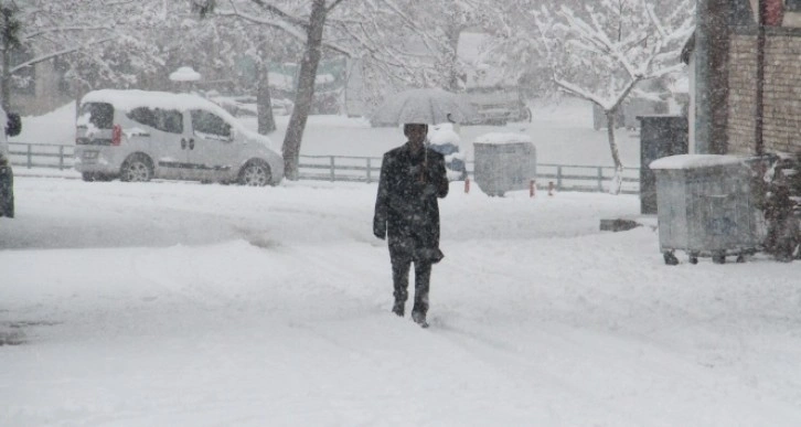 Meteoroloji'den kar yağışı uyarısı! 24 Kasım yurtta hava durumu