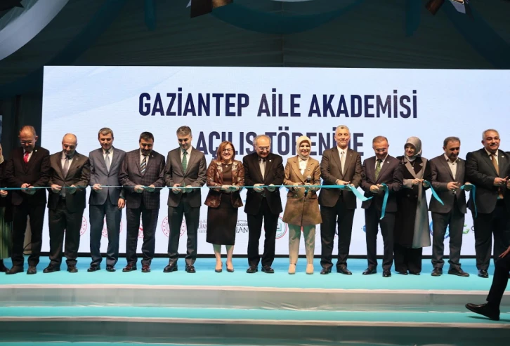 AİLE AKADEMİSİ AÇILDI