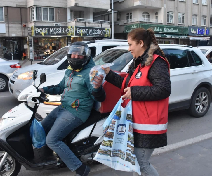 ŞAHİNBEY BELEDİYESİ İFTARA BEŞ KALA İLE VATANDAŞLARIN YANINDA