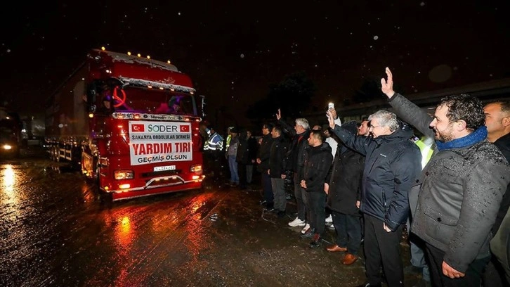 Sakarya Büyükşehir Belediyesinden 508 personel ve 256 araç afet bölgesinde