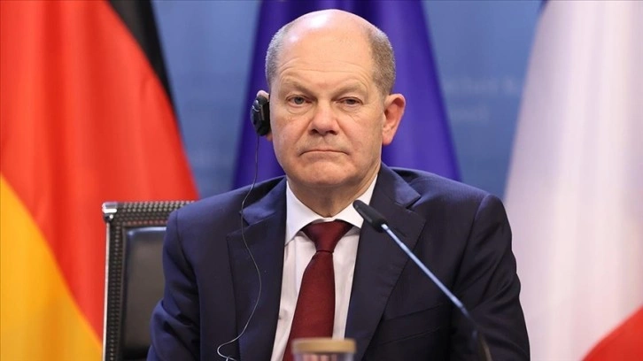 Scholz, Almanya'nın Ukrayna'ya silah vermeyeceğini yineledi