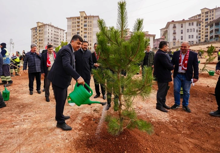 ŞEHİTKAMİLİN 25. ORMANINA CAN SUYU VERİLDİ 