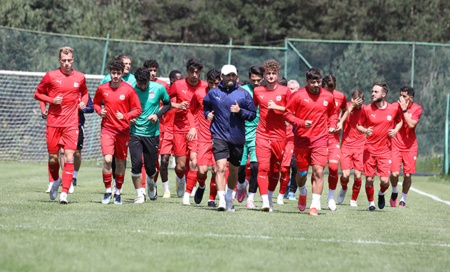 Sivasspor, günü tek çalışmayla geçirdi