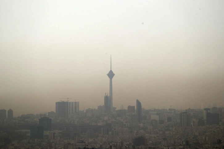Tahran’da hava kirliliği halk için büyük tehdit oluşturuyor