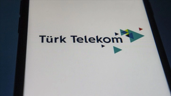 Türk Telekom 'yüzde 90 fiberleşme' hedefine yıl bitmeden ulaştı