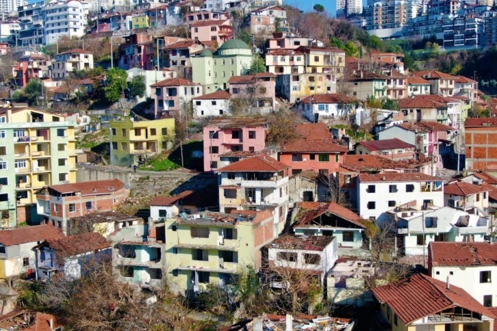 Türkiye rekorunun kırıldığı Cedit, hayalet şehre döndü