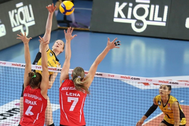 VakıfBank, Bolu Belediyespor'u 3-0 mağlup etti