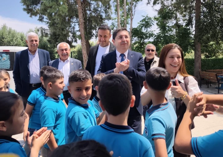 Gazeteciler, Hataylı öğrencilerle umudu paylaştı
