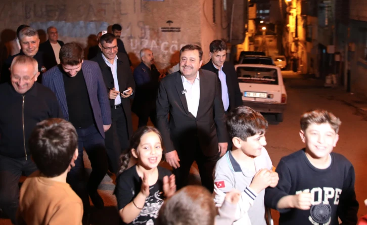 İL BAŞKANI FEDAİOĞLU, GAZİANTEP’İ KARIŞ KARIŞ GEZİYOR
