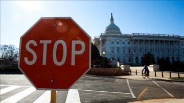 ABD Senatosu Biden'ın çalışanlara getirdiği aşı zorunluluğunu iptal eden tasarıyı onayladı