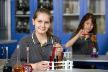 Adana’da Fen ve Teknoloji Lisesi açılıyor