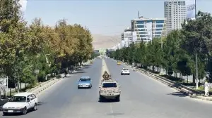 Afganistan'a büyük yatırımlar yapan Hindistan'ın Taliban ile ilişkilerinin geleceği tartış