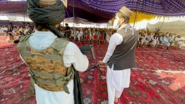 Afganistan'da Taliban yönetimi 1895 üyesinin görevine son verdi