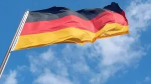 Almanya güvenlik sorunu sebebiyle Afganlar için sınır dışı uygulamasını askıya aldı