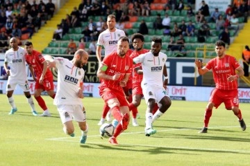 Antalyaspor, yenilmezlik serisini 11 maça çıkardı