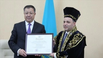 AYM Başkanı Arslan, Kazakistan’da 'Fahri Profesör' unvanına layık görüldü