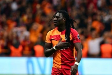 Bafetimbi Gomis yeniden Galatasaray'da