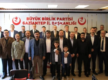 BBP’de bayramlaşma yoğunluğu