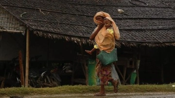 BM'den "Myanmar ordusunun soykırımından kaçan Arakanlı Müslümanlar unutulmasın" çağrı